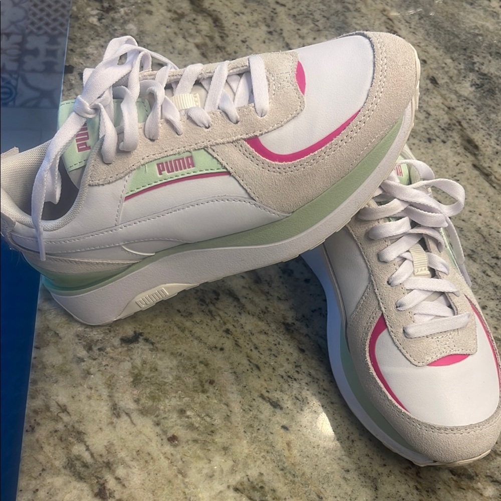 Puma Women's White and Pink Sneakers